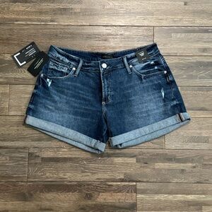 Silver brand denim shorts 💙